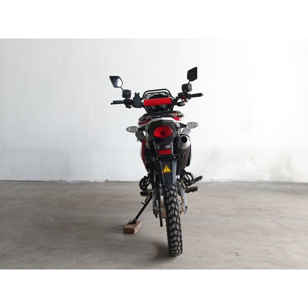 OEM 200cc Air Cooled Off Road Bikes For Adults , Four Stroke Dirt Road Motorcycle