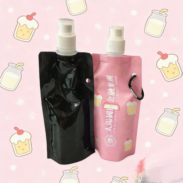 Ready to Ship Collapsible Food Grade Spout Top PE Beverage Bags Leak Proof Foldable Reusable with Carabiner Clip