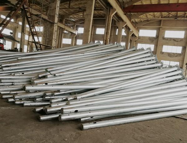 7.6m High 3mm Thick Conical Hot Dip Galvanized Street Light Steel Pole