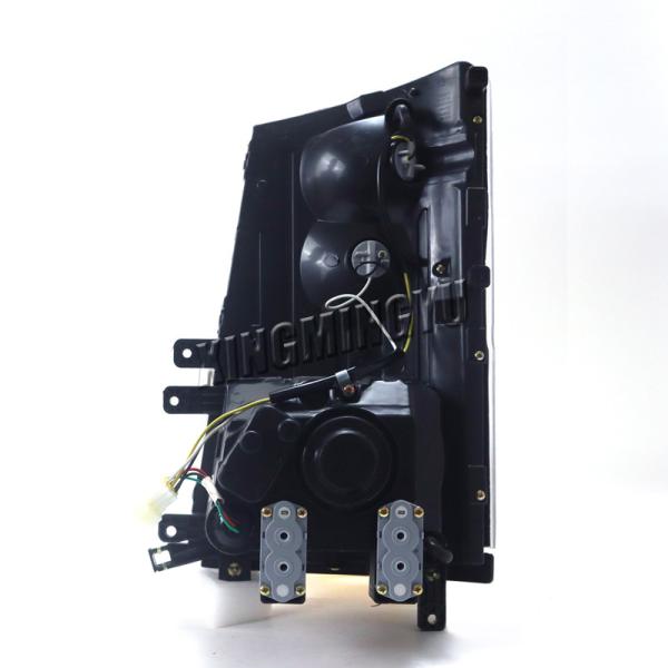 SINOTRUK HOWO Light Truck LG9704720001 Professional Headlight