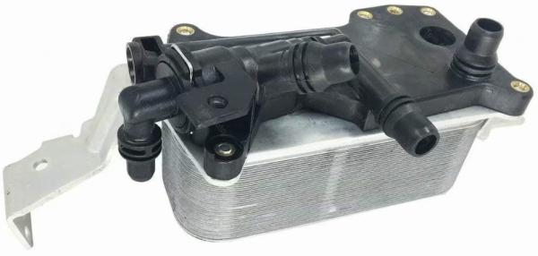 Permutador de calor 17217597891 da transmissão do Bmw de F01 730I com alojamento de filtro do óleo