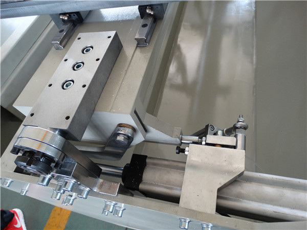 Сверля филировать гравирующ автомат для резки CNC алюминиевый для профиля двери Windows