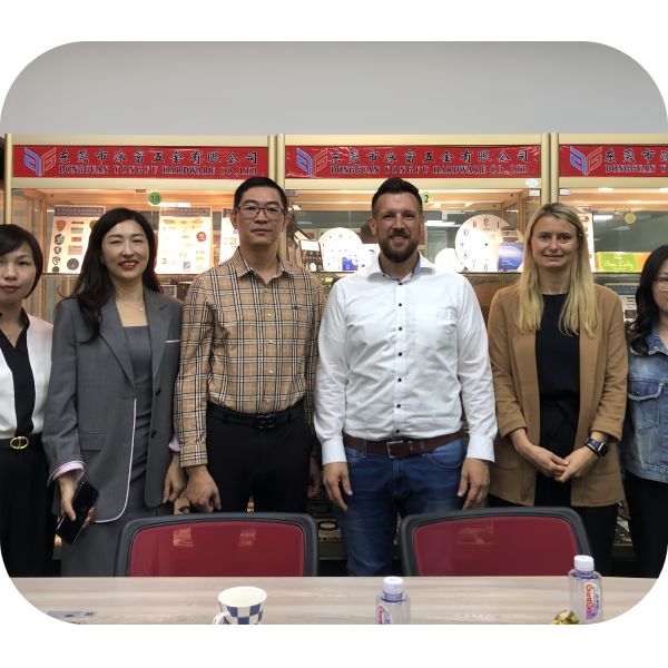 Dongguan Yongfu Hardware Co., Ltd.