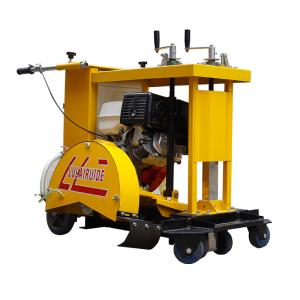 Máquina de corte da estrada concreta de Honda GX390 13HP com o tanque de água
