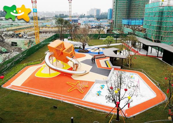 Hermit Crab Outdoor Play Structures Fiberglass Material UV Resistance For Public Places