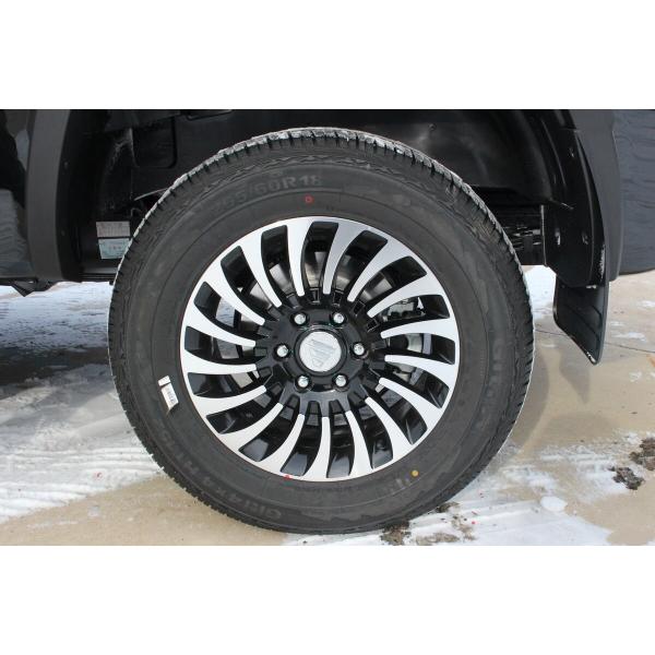 Camión de recolección duradero para carreteras malas 4* 4 modo de conducción Control de velocidad manual Integración automática