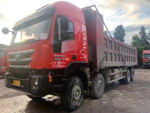 Hongyan Genlyon 8x4 Tipper Dump Truck Fast 12JSD220T Transmission