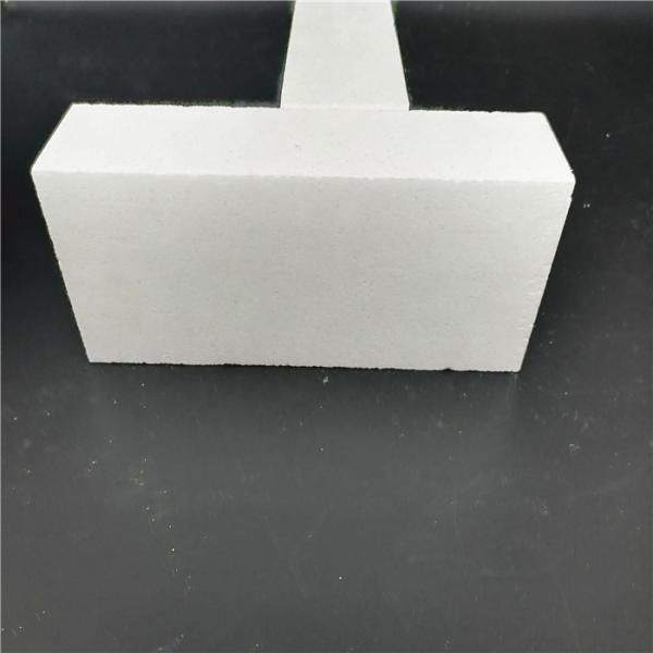 Briques réfractaires de corindon mullite de taille personnalisée pour haut four à haute température