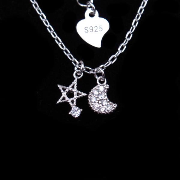 Forma afortunada del trébol de cuatro hojas del nuevo diseño de la joyería del collar del compromiso