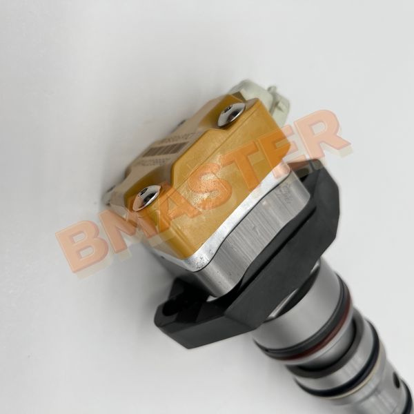 1829926C2 Caterpillar Fuel Injector Precision Replacement With DT466E 175HP 230HP Engine