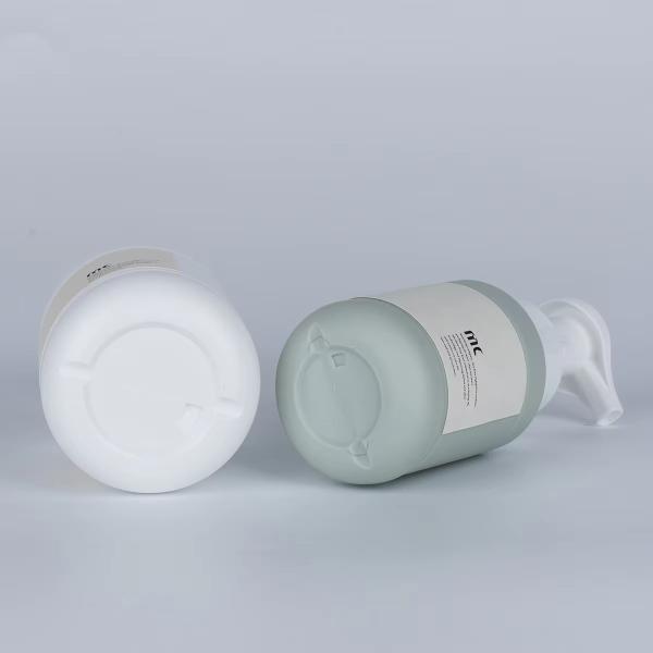 200ml 350ml PET Cosmetic Foam Pump Bottle Shatterproof Custom Colors (MC-PM-411)