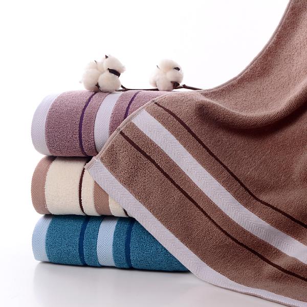 Вышитое логотипное полотенце для лица с широкой атласной границей и чистым хлопковым материалом