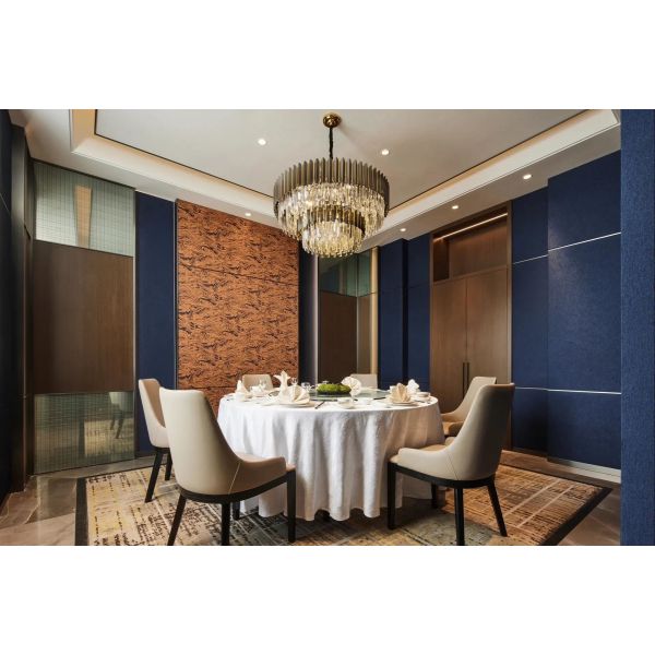 Customization Modern Wooden Metal Fabric Leather Table Chair Furniture for Hotel Dining Room Bar Cafe