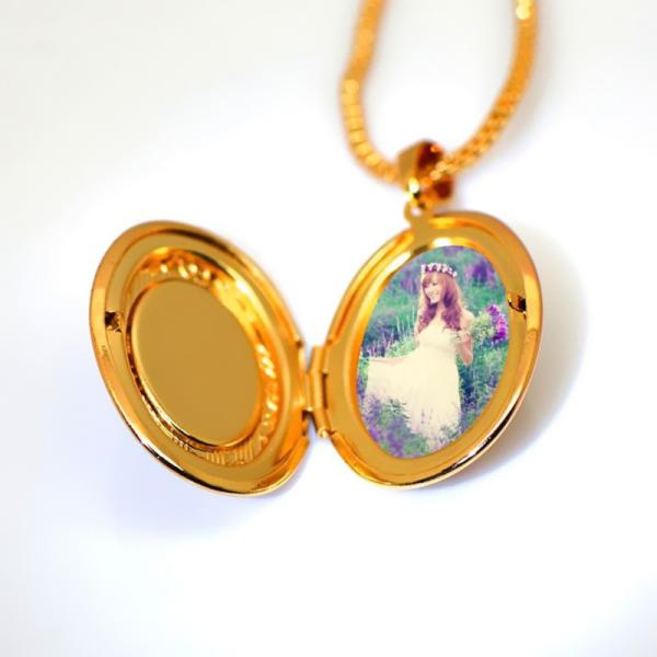 design fashion Vintage Oval Locket Pendants jewelry 18k gold plating Put in solid perfume