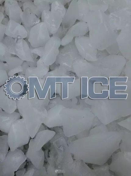 380V Voltage Ice Block Crusher Machine for Bakery Bread Crushing Ice 1-2mm Other Ice Storage Capacity