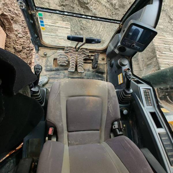 Excavatrice à chenilles hydraulique d'occasion CAT 310 Anciennes machines de construction 55,4 kW