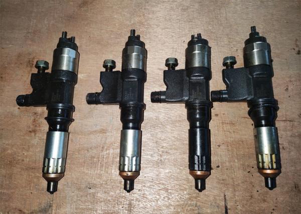 4HK1 6HK1 usou o injetor de combustível para a máquina escavadora ZX240-3 ZX330-3 8982843930 0950005471