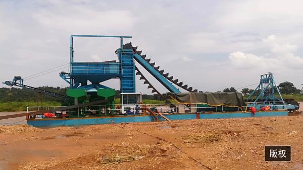 Bucket Chain Dredger Gold Dredging Equipment Working Capacity 120t/H Mining