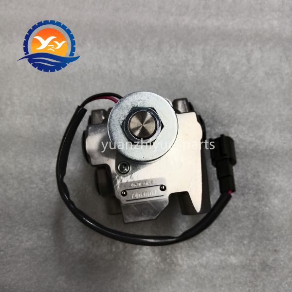 Original 4609630 Valve Lock for Hitachi Excavator ZX200-3 ZX240-3 ZX330-3 ZX350-5N ZX450-3 ZX870-3 Pilot Valve