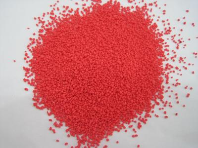 Profundamente - o vermelho salpica salpicos coloridos do sulfato de sódio do salpico dos salpicos vermelhos de China para o pó detergente