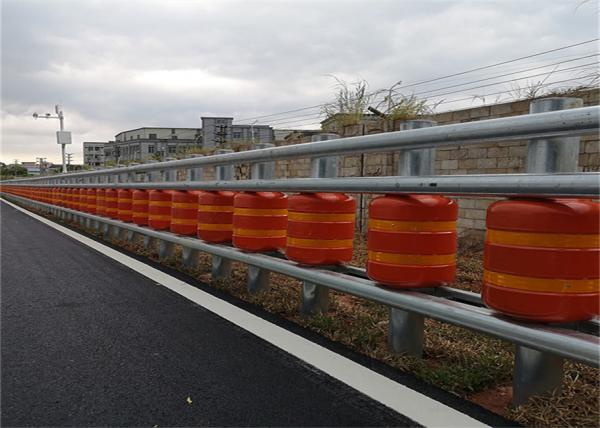 EVA Filled Eco Material Safety Roller Barrier Energy Absorption Roller Guard Rails