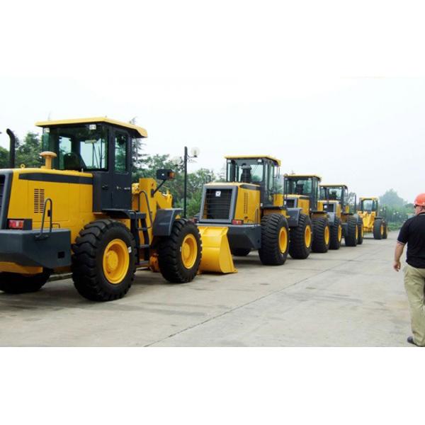 Diesel XCMG  Front End Wheel Loader , 4 Ton Loading Weight Compact Tractor Loader LW400KN