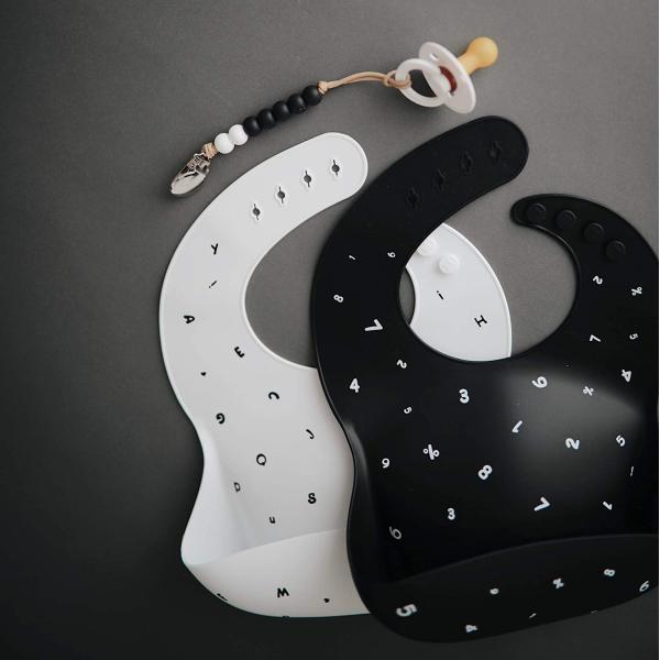 OEM ODM Available BPA Free Silicone Baby Napkin Safe In Sterilizer Bacteria Resistant