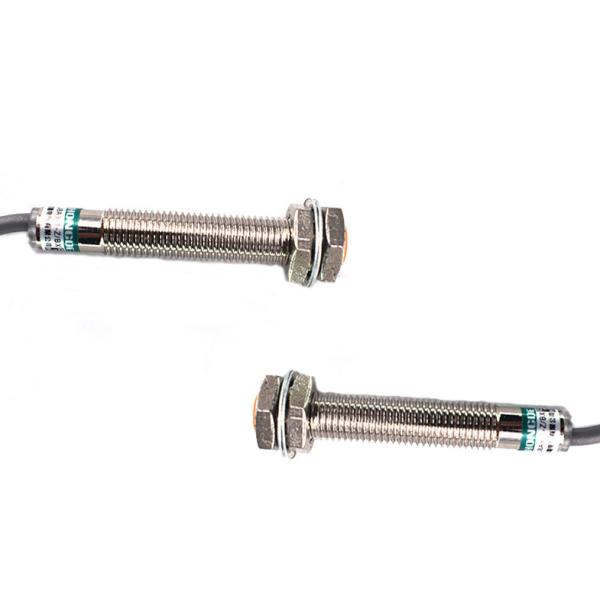 High Reliability 2 Wire Inductive Proximity Sensor With Multiple Protection