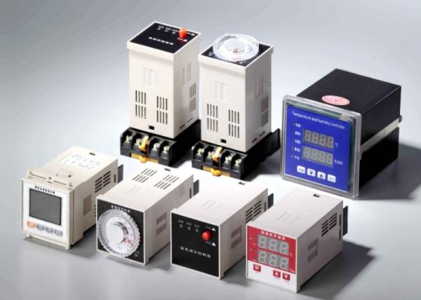 CHTK T series temperature and humidity controller TWK-M72J TNK- M72J TWNK-M72J TW2K-M72J TN2K-M72J TW2N2K- M72J TWK-ZY72J TNK- ZY72J TWNK-ZY72J TW2K-ZY72J TN2K-ZY72J TW2N2K- ZY72J TWK-Z72J TNK- Z72J