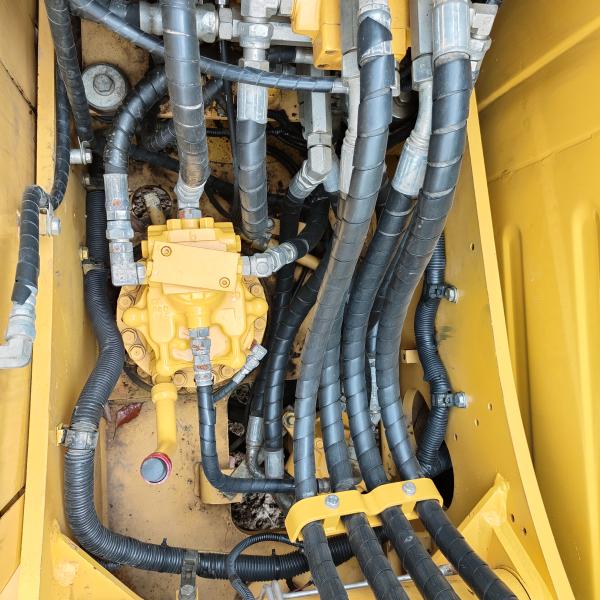 В хорошем состоянии Коматсу использовал экскаватор Pc110 Япония импортировала подержанный экскаватор