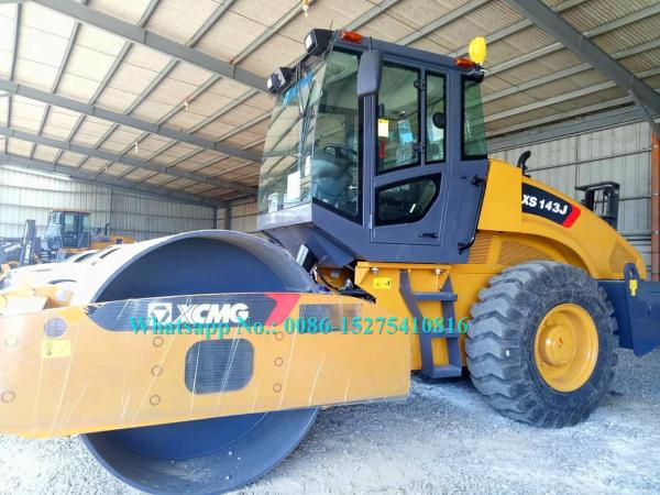Máquina de 14 toneladas XCMG XS143J do rolo de estrada do controle mecânico com condicionador de ar