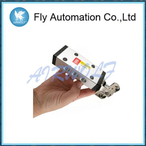 Mechanical Pneumatic Manual Valve  Roller Lever Stainless Steel Material 1/4 Inch