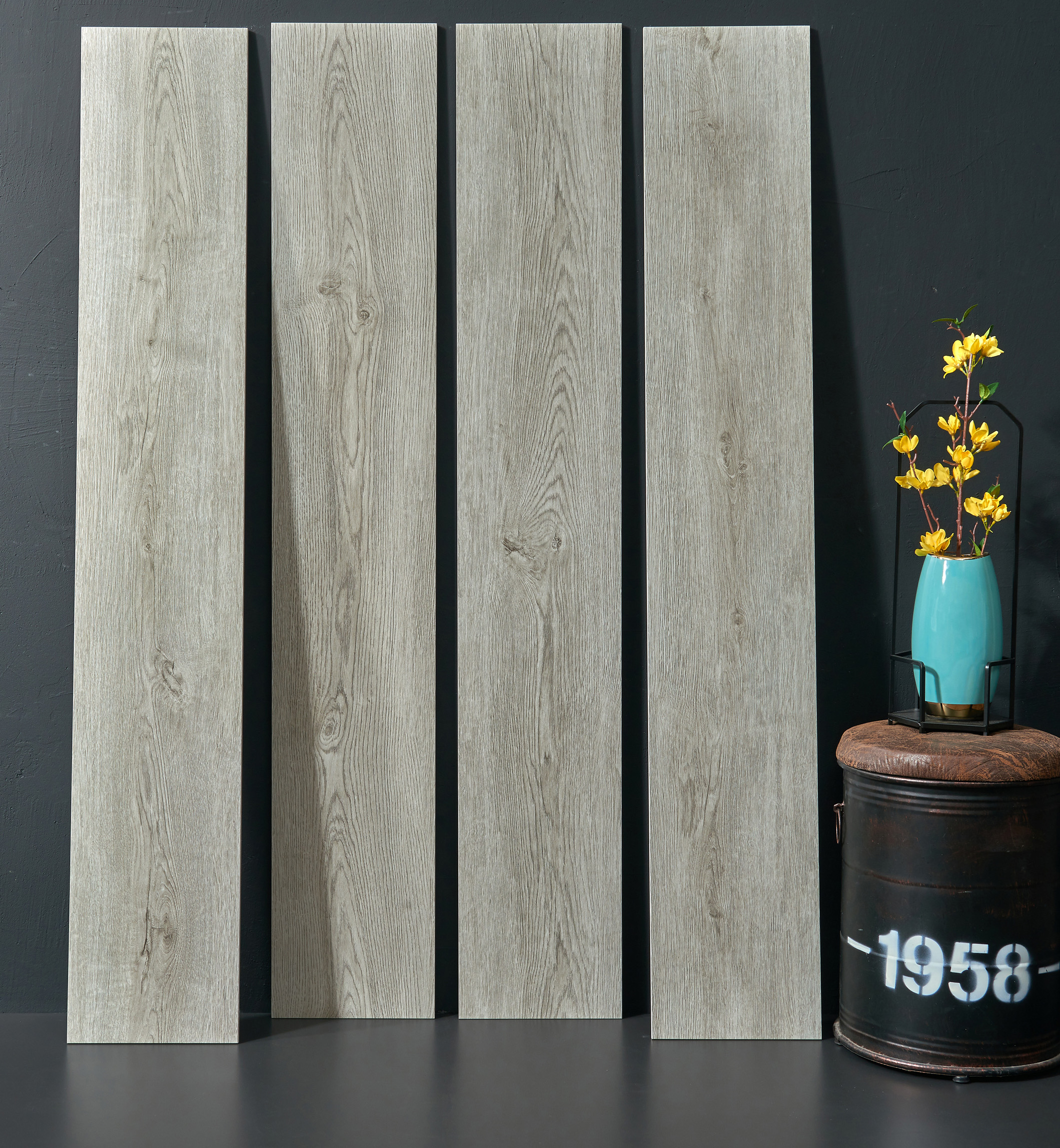 плитки фарфора 4Pcs 25x150cm деревянные застеклили строительные материалы отполировали 9.5mm