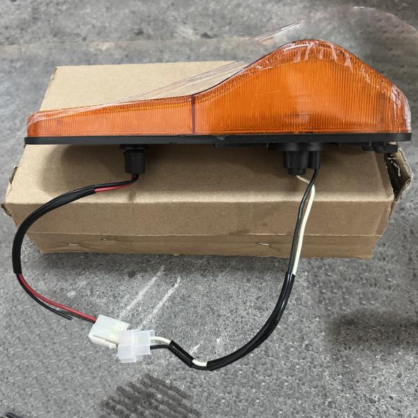 Справочная лампа FOTON Запчасти для грузовиков 1B24937100008/6 15*6*6CM Маркерная лампа Auman
