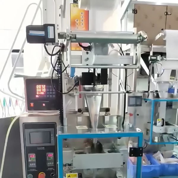 High Precision Small Sachet Sauce Packing Machine 2kw Sauce Sachet Packaging Machine