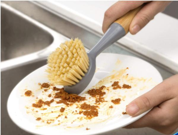 Le plat de poil de 3 pouces frottent la poignée en bambou de brosse pour des casseroles