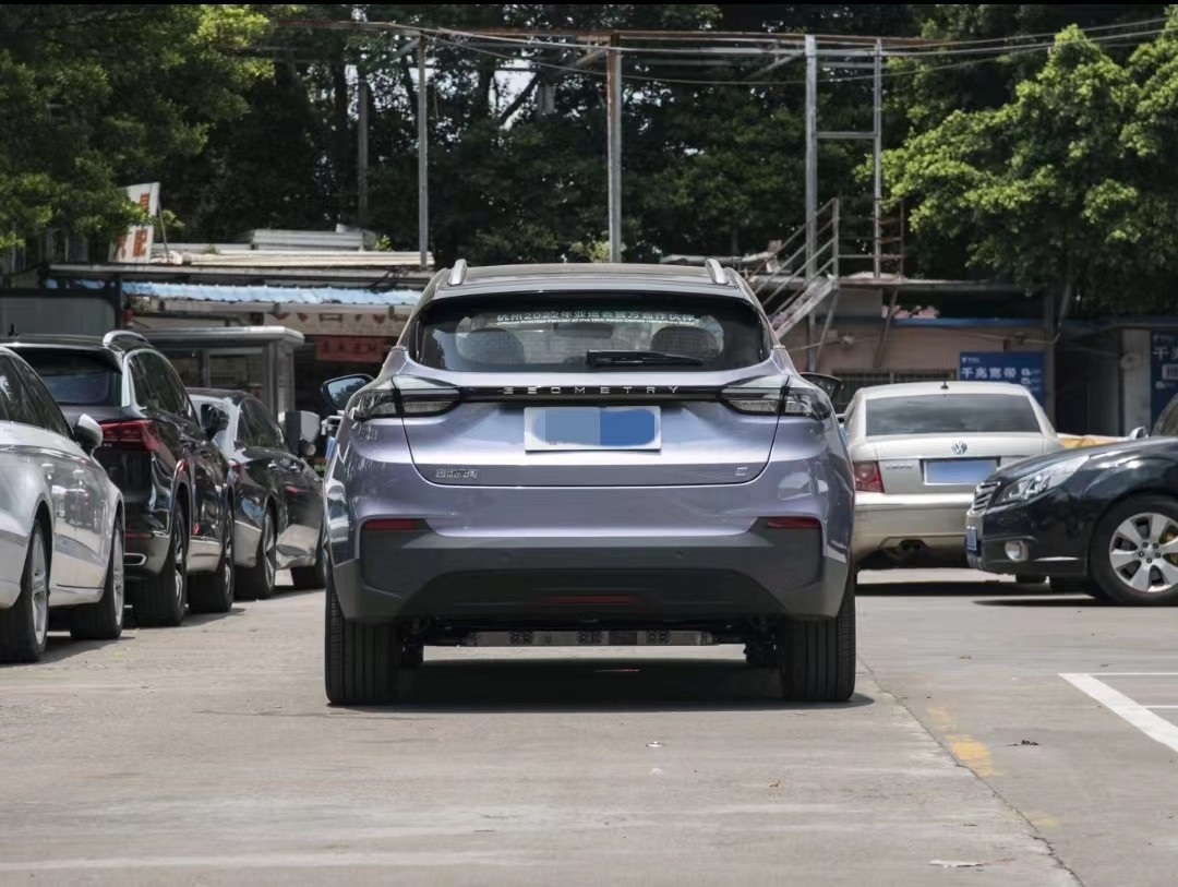 Сила 150kw ряда 550km компактная SUV EV Макс c 2022 NEDC геометрии