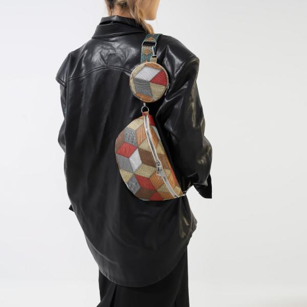 AUTUMN AND WINTER RETRO CROSSBODY BAG BAG FEMALE BAG FASHION CHEST CROSSBODY BAG NEW NICHE DESIGN MOBILE PHONE RETRO FAN