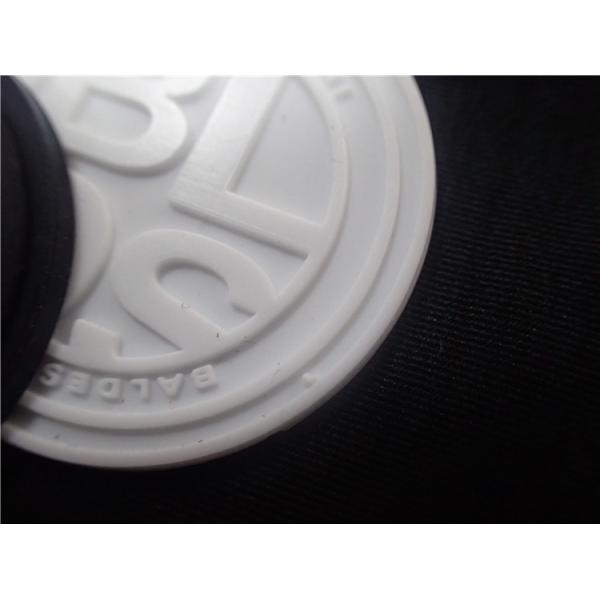 Изготовленные на заказ резиновые заплаты логотипа/круглый значок силикона для одежды или сумок