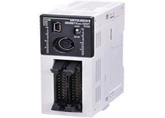 Le contrôleur logique programmable PLC de Mitsubishi FX5UC-32MT/DSS (puissance DC5V): 720mA.