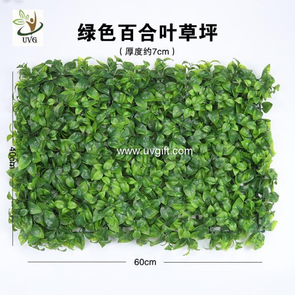 UVG indoor landscaping garden synthetic grass with plastic leaves for christmas decoration GRS27