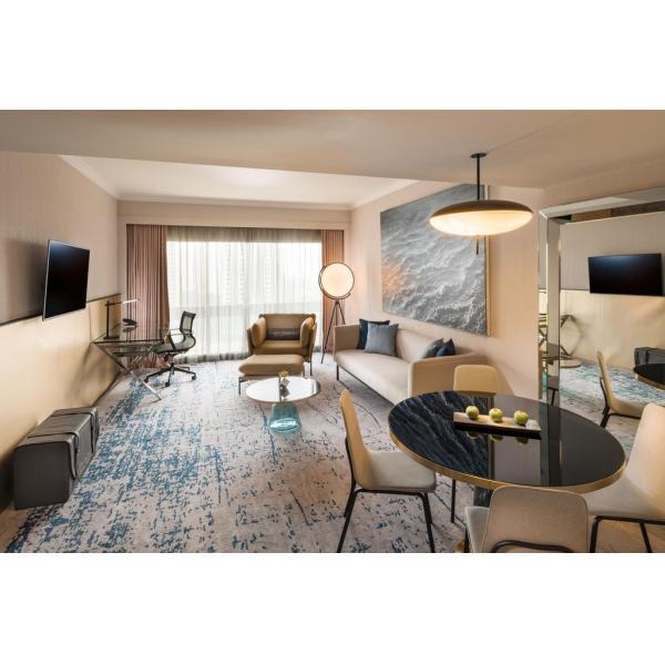 OEM Simple Elegant Ash Solid Wood Hotel Bedroom Furniture Sets