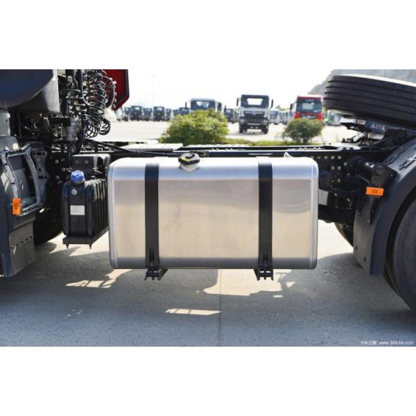 Half a Row Seat Rows Dongfeng Tianlong KL 385 HP 4X2 Tractor Trucks with Touch Screen