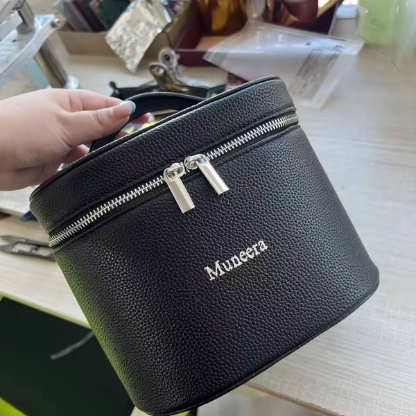 Custom Logo Leather Travel Makeup Case Toiletry Bag With Removable Compartment