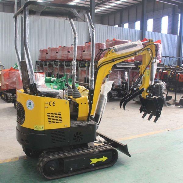 Energy Efficient  Yellow 1.8 Ton Mini Excavator Machine With Attachments