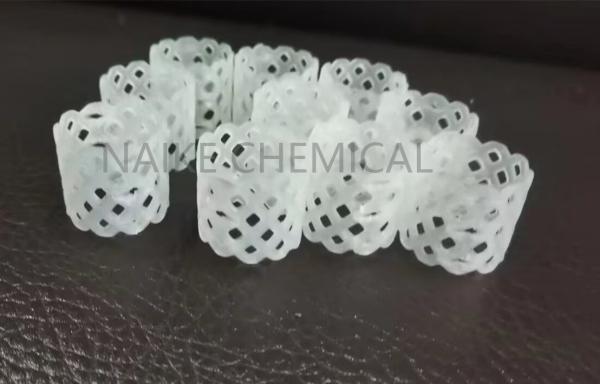 White Polypropylene TP Ring 25mm For Urea Prilling Tower In Fetilizer Industry