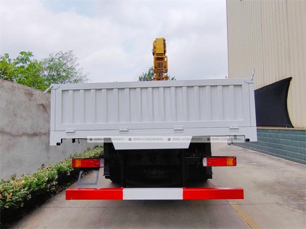Personnaliser Prix bon marché Nouveau 4x2 6x4 camion monté grue