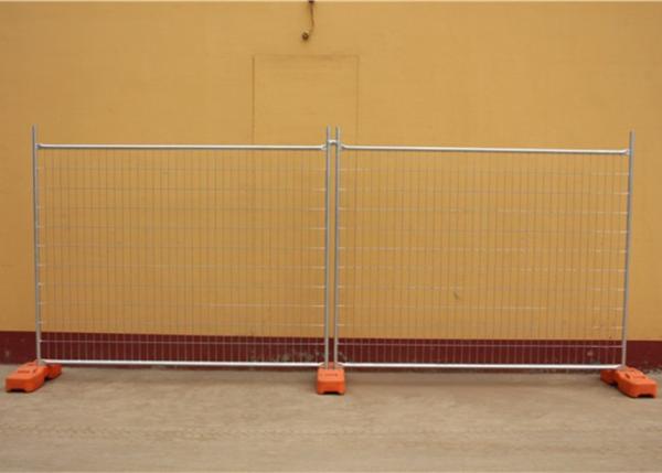 Hot Galvanized Steel Temporary Fencing Excellent Corrosion Resistance Neat Surface