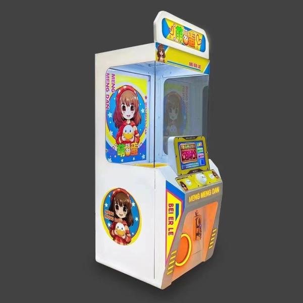 Une machine à jouets capsule pour enfants, une machine à jouets à œufs mignons, à vendre.
