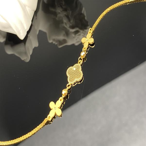 Brillante rosa dorada Brazalete de corazón de diamante